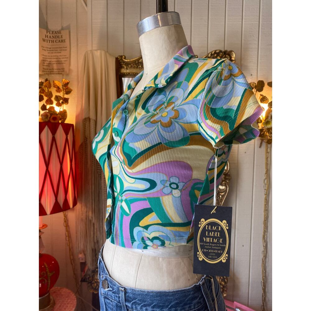 vintage y2k retro crop top, psychedelic swirl, fitted belly shirt, mod hippie s - Picture 5 of 6